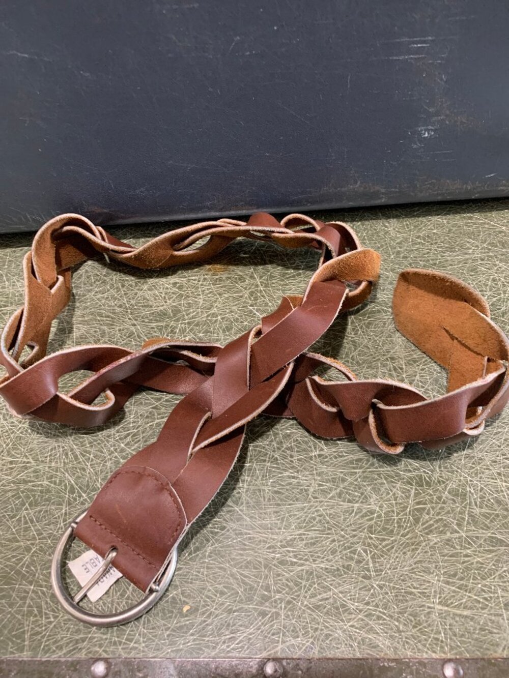 LE CHATEAU MADE IN CANADA HAND CRAFTED BRAIDED LEATHER BELTS SIZE S